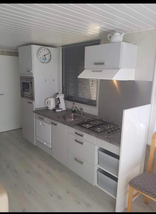 Cozy Chalet In Opmeer Near Amsterdam And Beach Kültér fotó